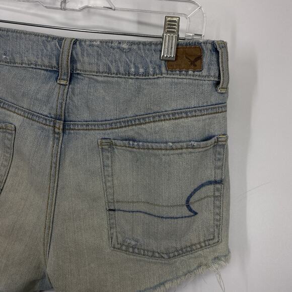 American Eagle Women Cut Off Denim Booty Shorts size 6 Distroyed Light Wash - Picture 5 of 10